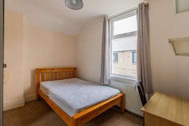 6 bed house, Malefant Street, Cathays, Cardiff, CF244QD - Image 12